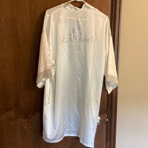 Bridal kimono style robe